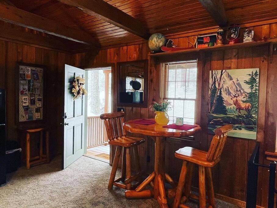 Eagle Crest Cabin, White River View With Hottub Eureka Springs Esterno foto